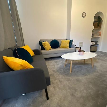 Tooting Lodge London - Cosy 2 Bedroom House With Garden, 5 Mins Walk To Tube Station Exteriér fotografie