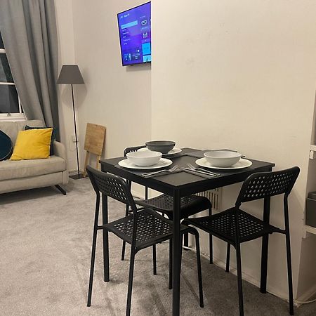 Tooting Lodge London - Cosy 2 Bedroom House With Garden, 5 Mins Walk To Tube Station Exteriér fotografie