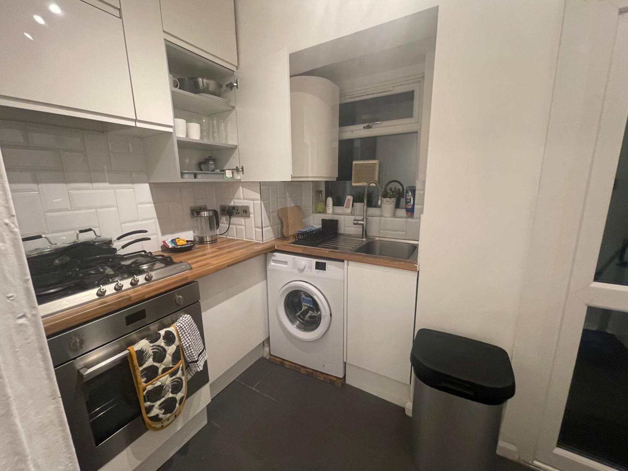 Tooting Lodge London - Cosy 2 Bedroom House With Garden, 5 Mins Walk To Tube Station Exteriér fotografie